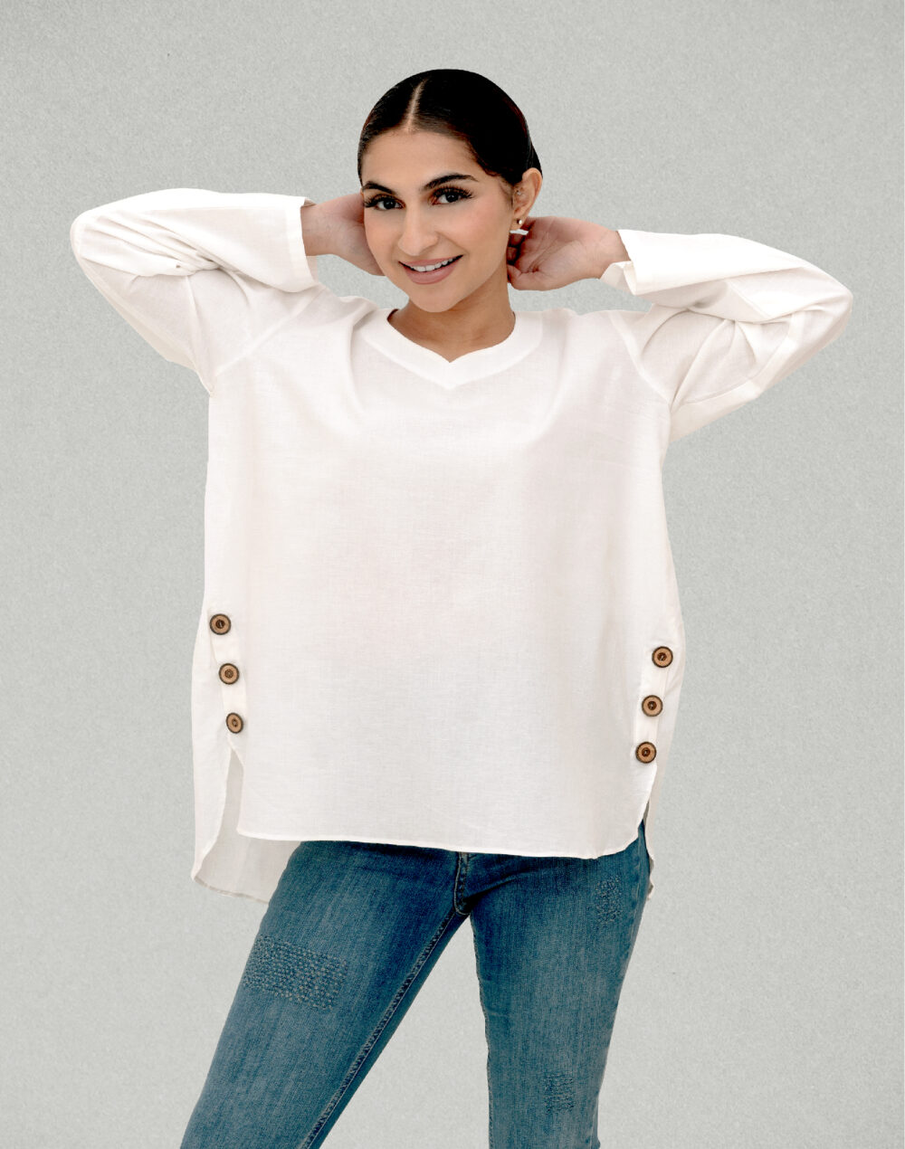 Organic White V-Neck Freestyle Cotton Top – Sustainable & Stylish