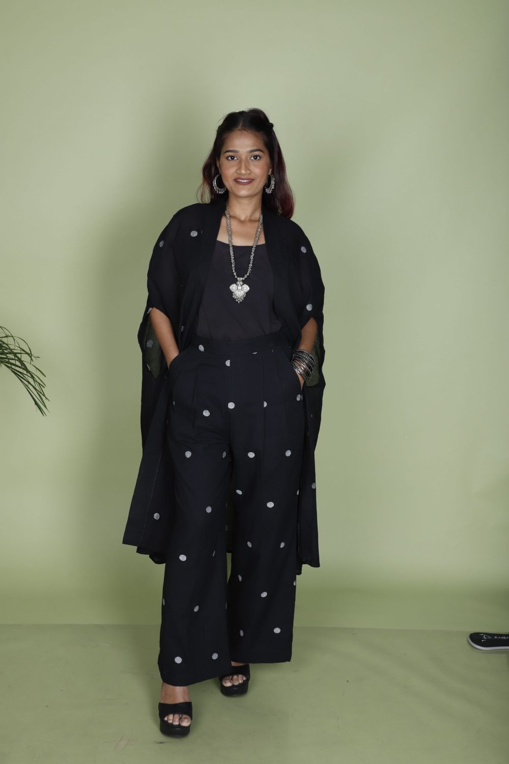 Timeless Black Jamdani Jacket and Pant Set – Handwoven Elegance in a Stylish Co-Ord