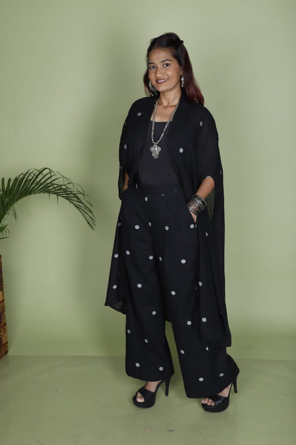 Elegant Black Handloom Jacket & Pant Set - Image 2
