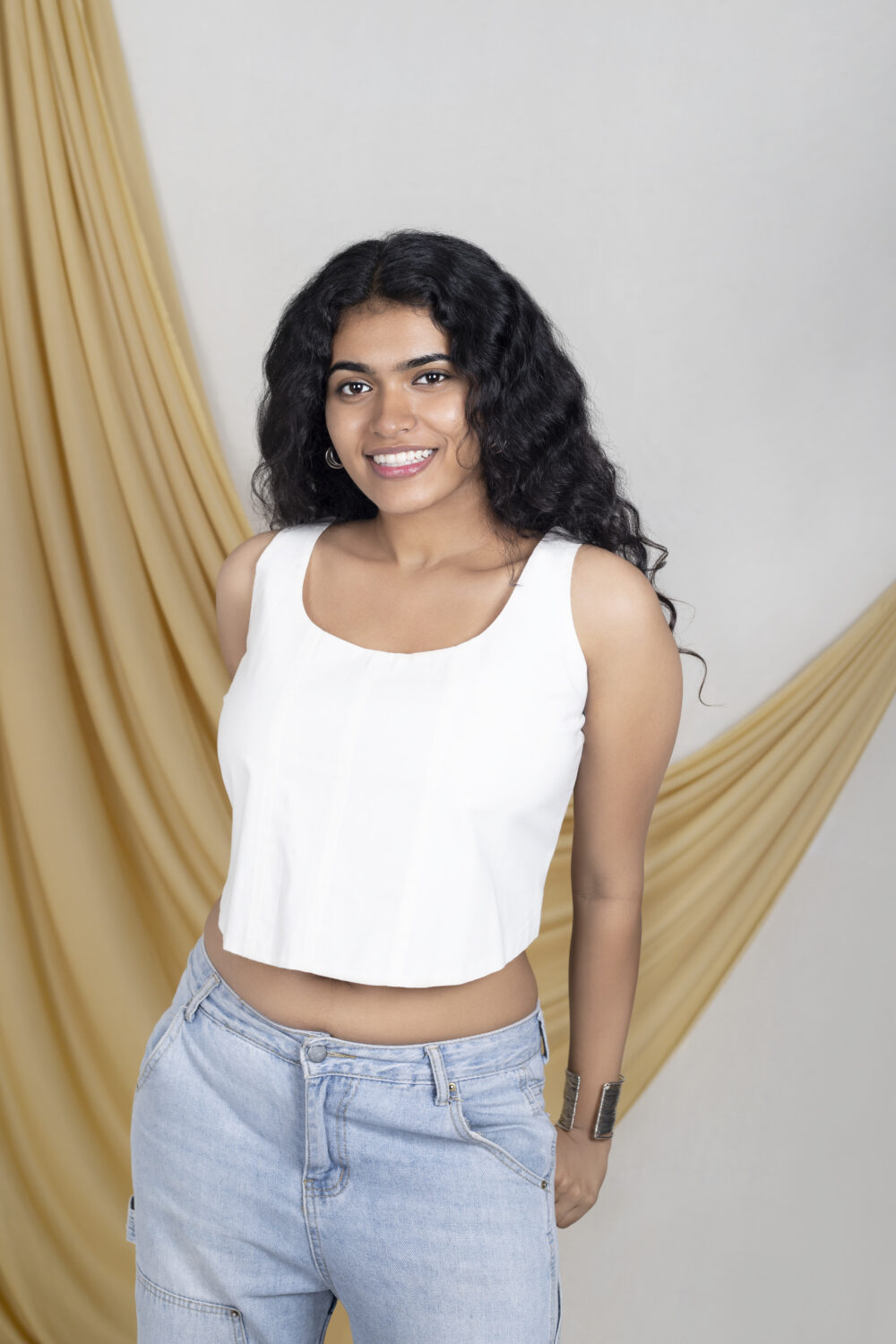 white cotton top wearing girl